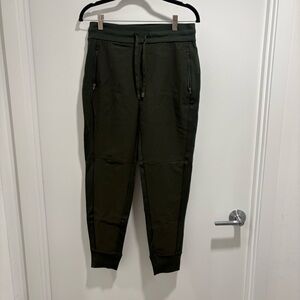 Athleta hiking joggers